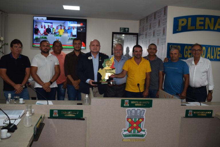 Leia mais sobre o artigo Câmara realiza Sessão Solene para entrega da Comenda Clécio Barreto a Dijanildo Ferreira