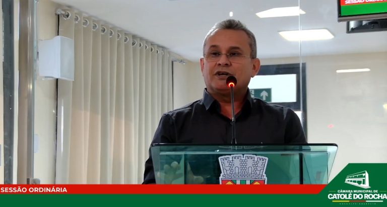 Leia mais sobre o artigo Maçom Huarandir  Nunes dos Santos usou a Tribuna da Câmara de Catolé do Rocha para falar sobre o dia 20 de agosto, data em que celebra  o Dia do Maçom no Brasil