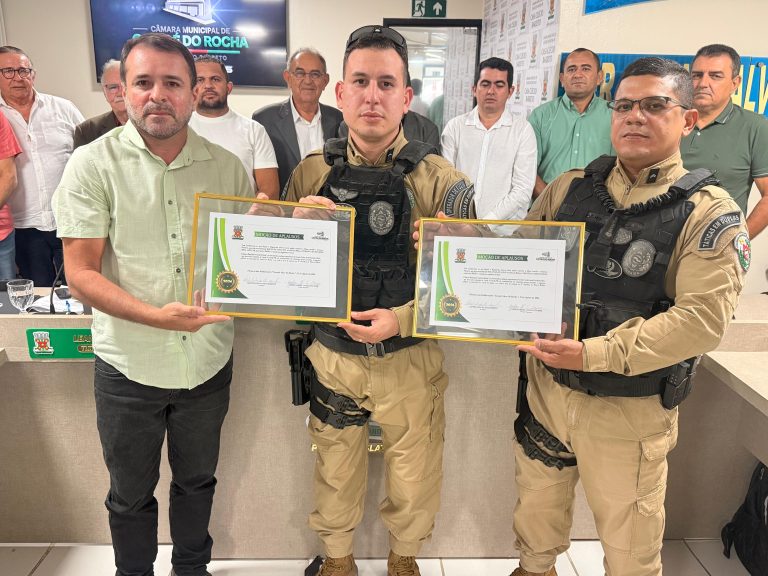 Leia mais sobre o artigo CMCR homenageia Cabo Sival Gomes e Soldado Caio Eduardo por atuação em defesa da segurança pública, por propositura do vereador Garber Benjamim